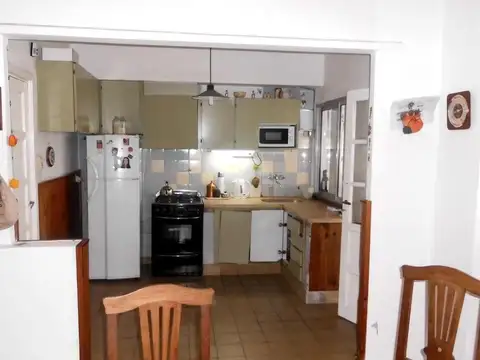 Casa 4 ambientes con 3 baños