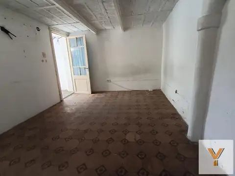 Depto Tipo Casa en Venta 100 años