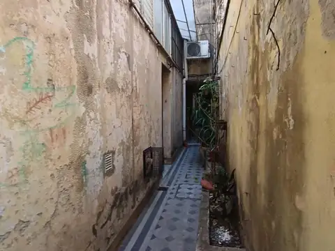 Depto Tipo Casa en Venta 100 años