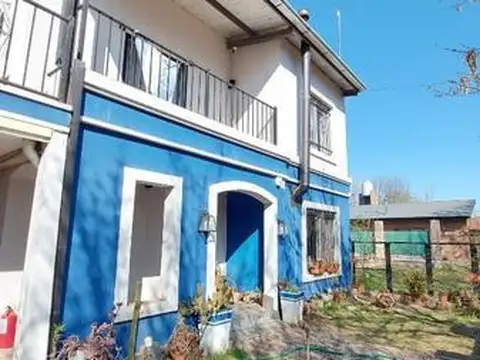 Ibarlucea Casa con Pileta