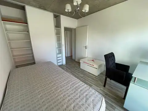 Departamento en Alquiler Temporal con 1 cocheras