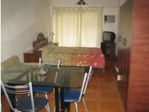 Pres Jose E Uriburu 750