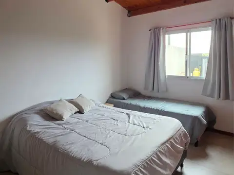 Casa en Alquiler Temporal con 1 cochera