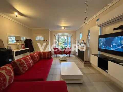 Casa 4 ambientes con 3 baños