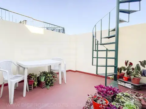 Depto Tipo Casa en Venta al Oeste