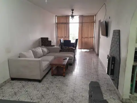 VENTA DEPARTAMENTO 4 AMBIENTES CLAYPOLE DON ORIONE