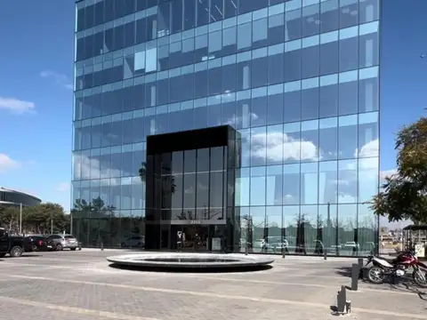 Oficina 145 m² y 35 m espacio comun –Park 8 Buenavista