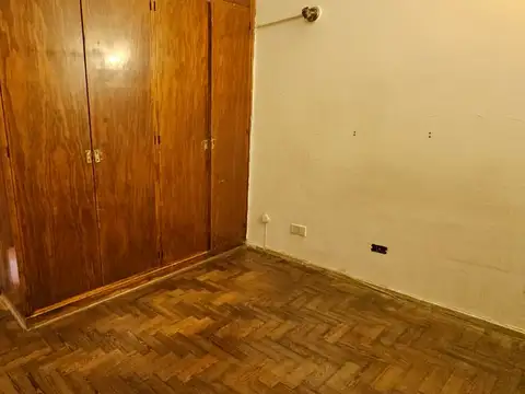 Casa 3 ambientes en ph buen estado