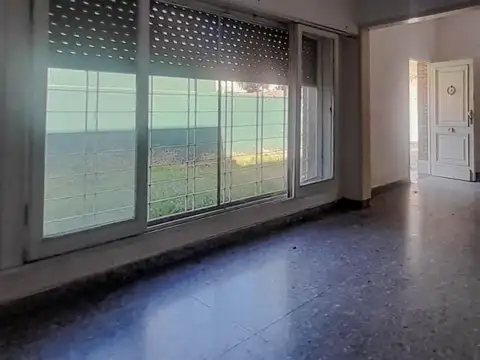 Depto Tipo Casa en Venta en José León Suárez, USD 75.000