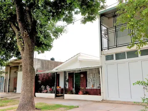 Casa en Alquiler de 4 dormitorios