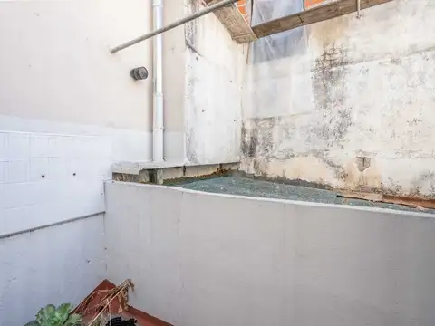 Ph 2 ambientes en venta en Parque Chas con terraza