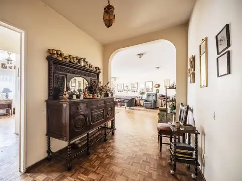 Departamento 4 ambientes con 3 baños