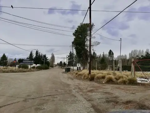 Nuevo Loteo de terrenos de 2.500 m2 y uno exclusivo de 5400 m2. Excelente ubicación y con rápidos accesos desde Ruta N°40 y Ruta N°23.