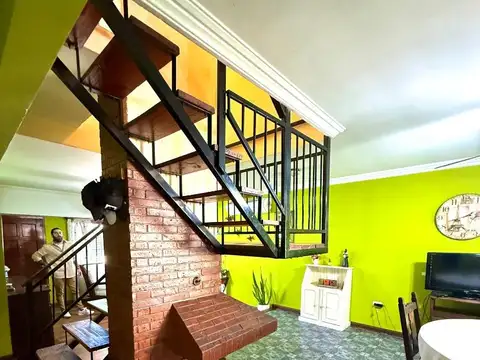 Casa en Venta con 1 cochera