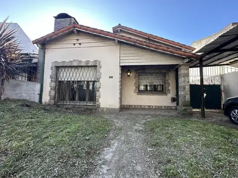 Casa en Venta en Temperley, USD 155.000