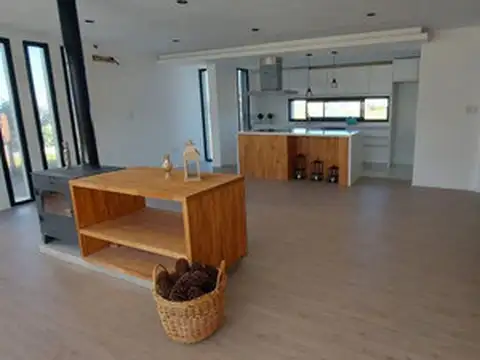 Casa en venta, Barrio Magallanes, Hudson. 1 Dormitorio