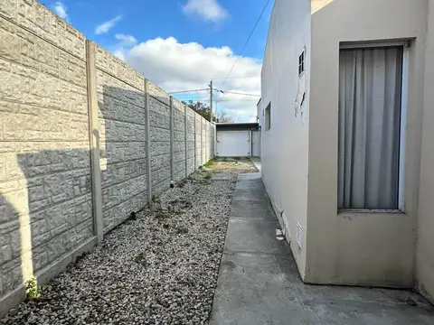 Depto Tipo Casa en Alquiler de 2 dormitorios