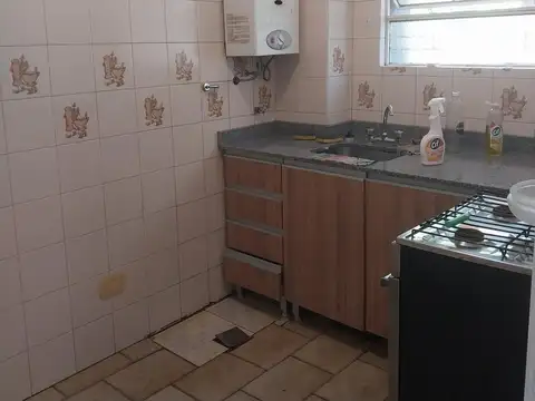 Departamento en Alquiler en Haedo, $ 420.000