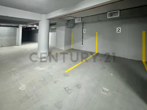 Av. Balbín 3241 100, Piso 0
