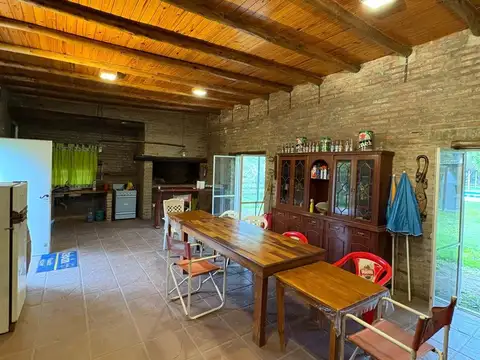 Urunday y Los Gorriones, Arroyo leyes 100