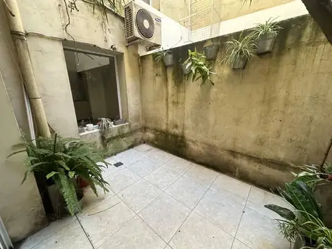 Oficina 4 ambientes con 1 baño