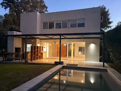 Casa en  el Barrio La Angélica