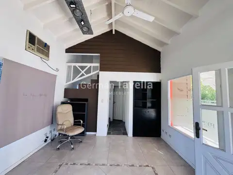 Oficina en Venta al Este