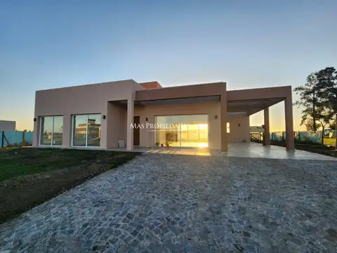 Venta Casa en San Simón 3 Dormitorios