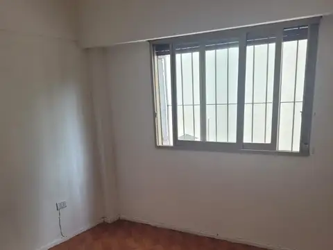 Departamento en Alquiler en Colegiales, $ 750.000