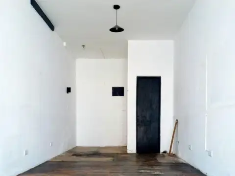 Local en Venta 40 años