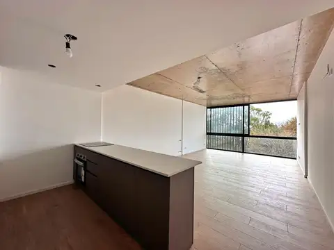 Departamento en Alquiler con 1 cocheras