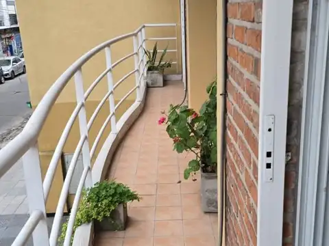 S. MARTÍN CTRO DEPTO. 3 AMB. C/BALCÓN Y JARDIN DE INVIERNO
