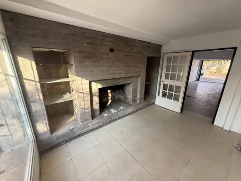 Casa en Venta en Coronel Dorrego, USD 73.000