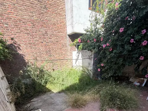 Depto Tipo Casa en Venta en Villa Martelli, USD 105.000