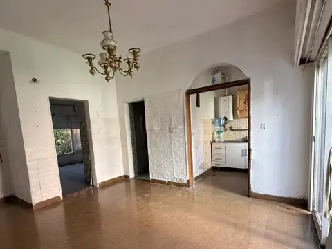 Depto Tipo Casa 2 ambientes con 1 baño