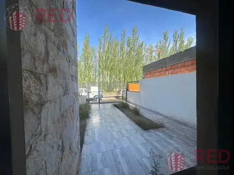 Depto Tipo Casa en Alquiler de 5 ambientes