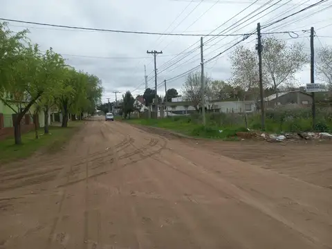 Lote  En Venta Mar Del Tuyu  Excelente Ubicacion  Retasado