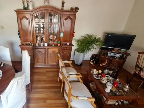 Departamento 4 ambientes con 3 baños
