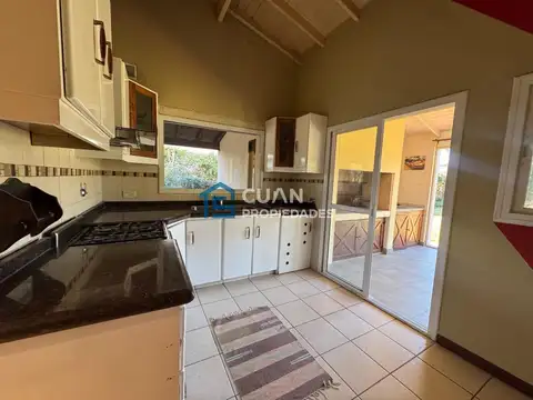 Casa en Venta con 4 cocheras