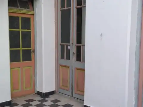 Depto Tipo Casa en Alquiler de 2 ambientes