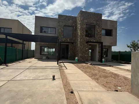 Venta Dúplex Barrio Privado Ciro de Vieytes, Maipú