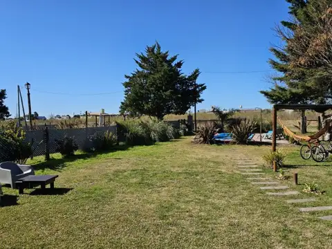 Casa 2 ambientes con 1 baño