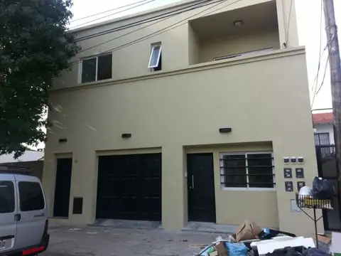 Departamento - Alquiler - Argentina, San Isidro - PICHINCHA 148