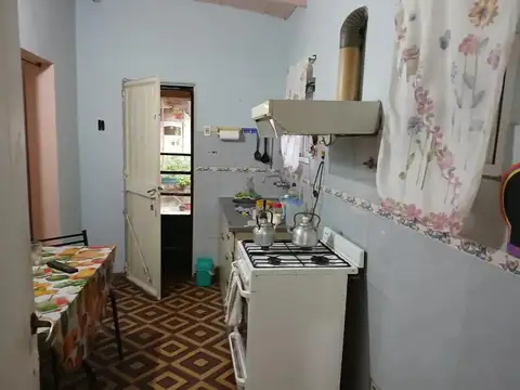Casa en alquiler, José C. Paz - Muy buen estado