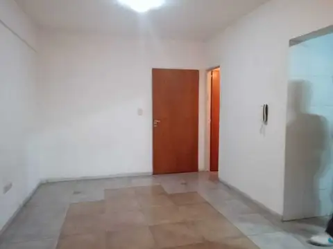 Departamento  en Alquiler en Zarate Centro, Zárate, G.B.A. Zona Norte