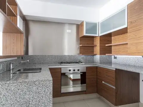 Departamento en Alquiler con 1 cocheras