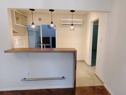Depto Tipo Casa en Alquiler en Olivos Maipú/Uzal, $ 1.400.000