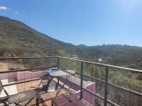 Casa 4 ambientes con 5 baños