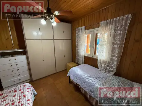 Casa 2 ambientes con 1 baño