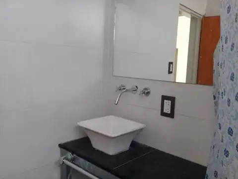Excelente departamento tipo PH en alquiler – ¡Sin expensas!